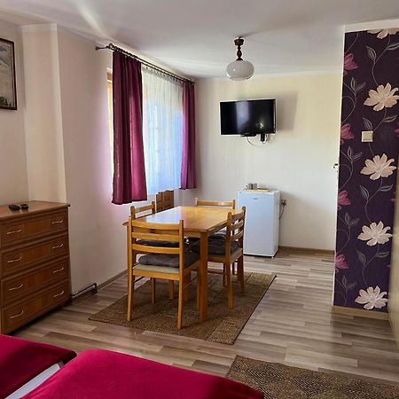 Hotel Wynajem Pokoi Kroscienko Halina Stolowska Exteriér fotografie