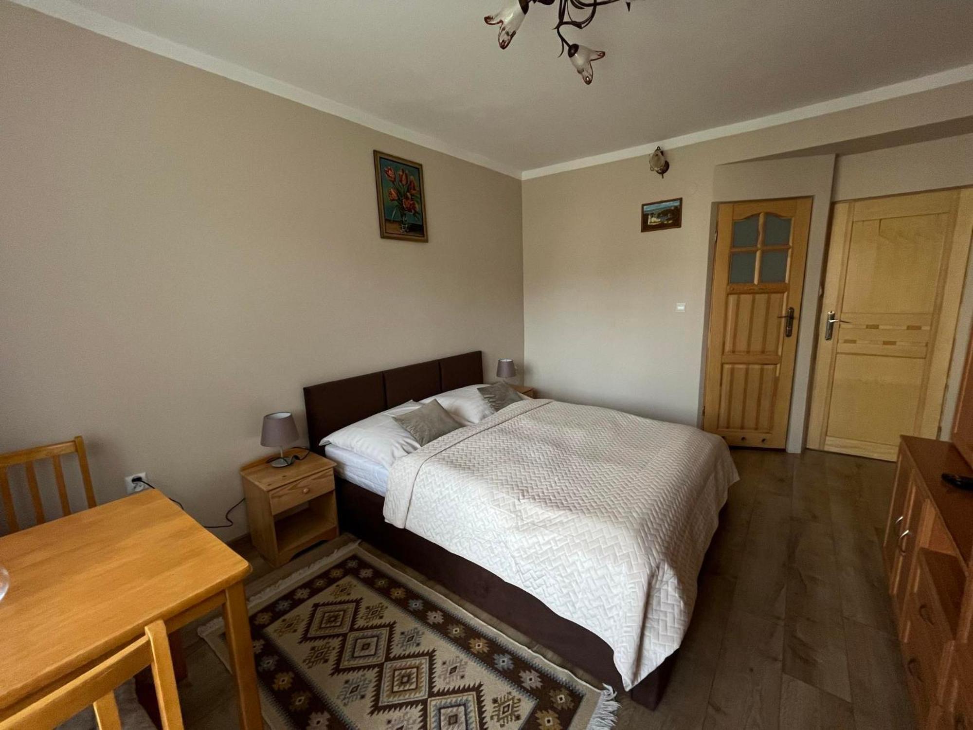 Hotel Wynajem Pokoi Kroscienko Halina Stolowska Exteriér fotografie